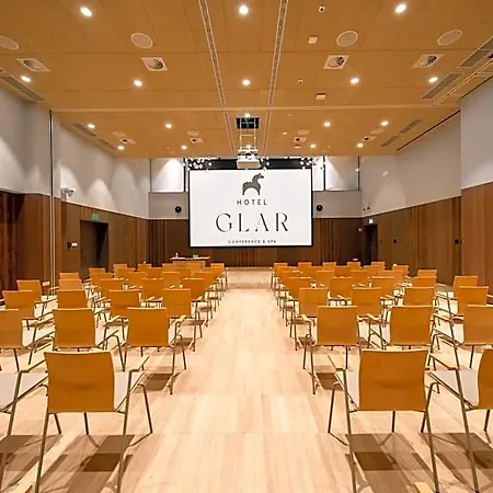 Hotel Glar Conference & 4*