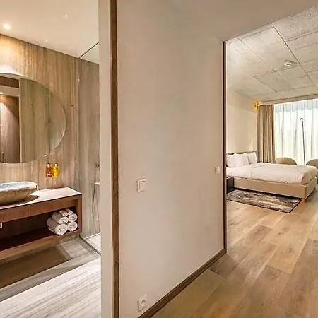 Hotel Glar Conference & 4*